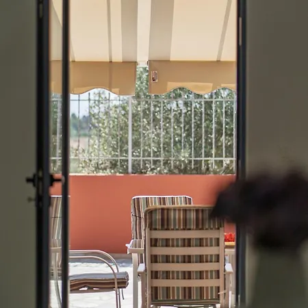 Elyria Appartement *